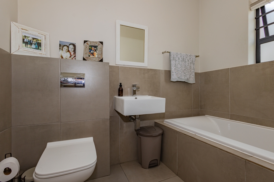 3 Bedroom Property for Sale in Haasendal Western Cape